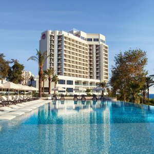 Akra Hotel