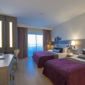 Kirman Belazur Resort & Spa