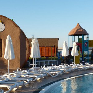 Kirman Belazur Resort & Spa