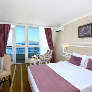 Royal Arena Hotel & Resort Spa