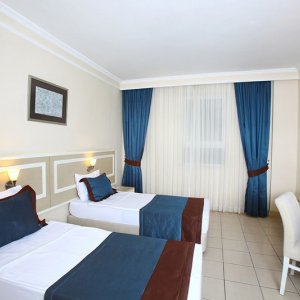 Royal Arena Hotel & Resort Spa